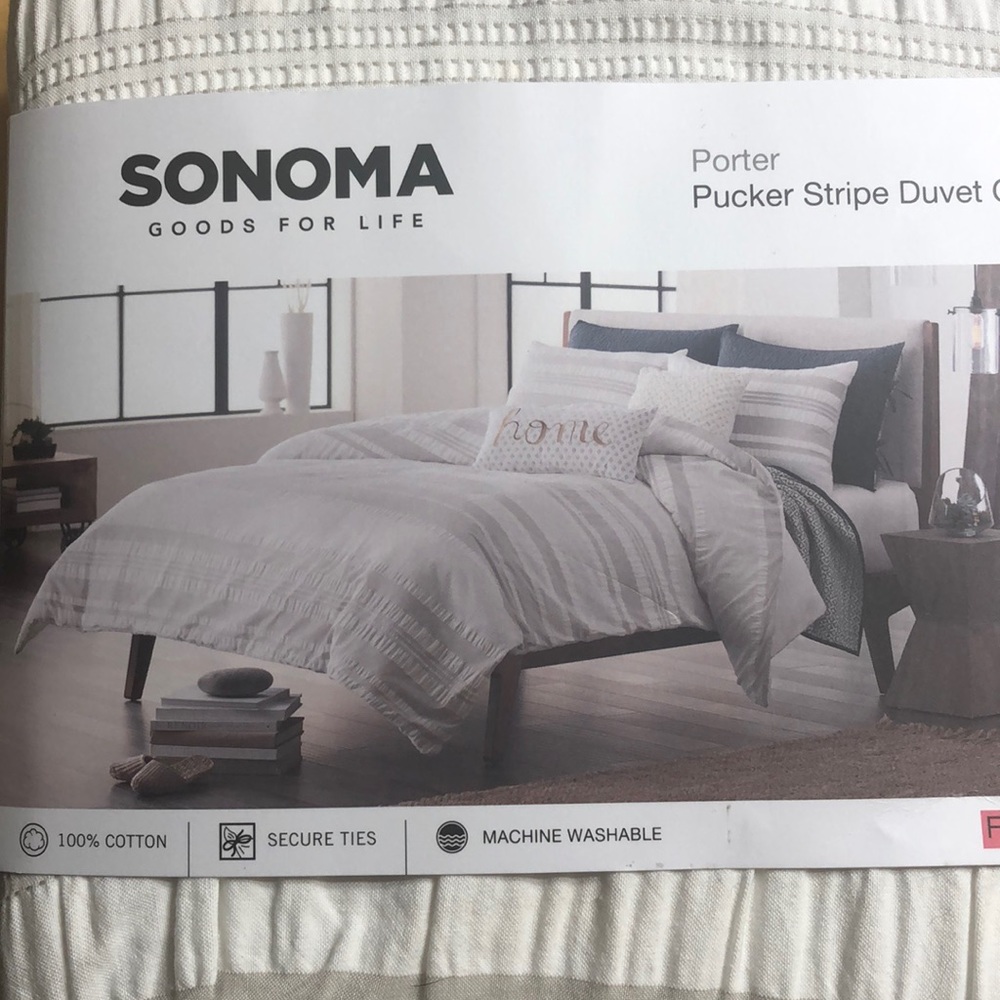 NWT full/queen duvet cover